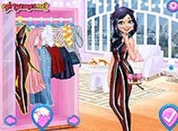 Marinette Travel Dress Up Adventure